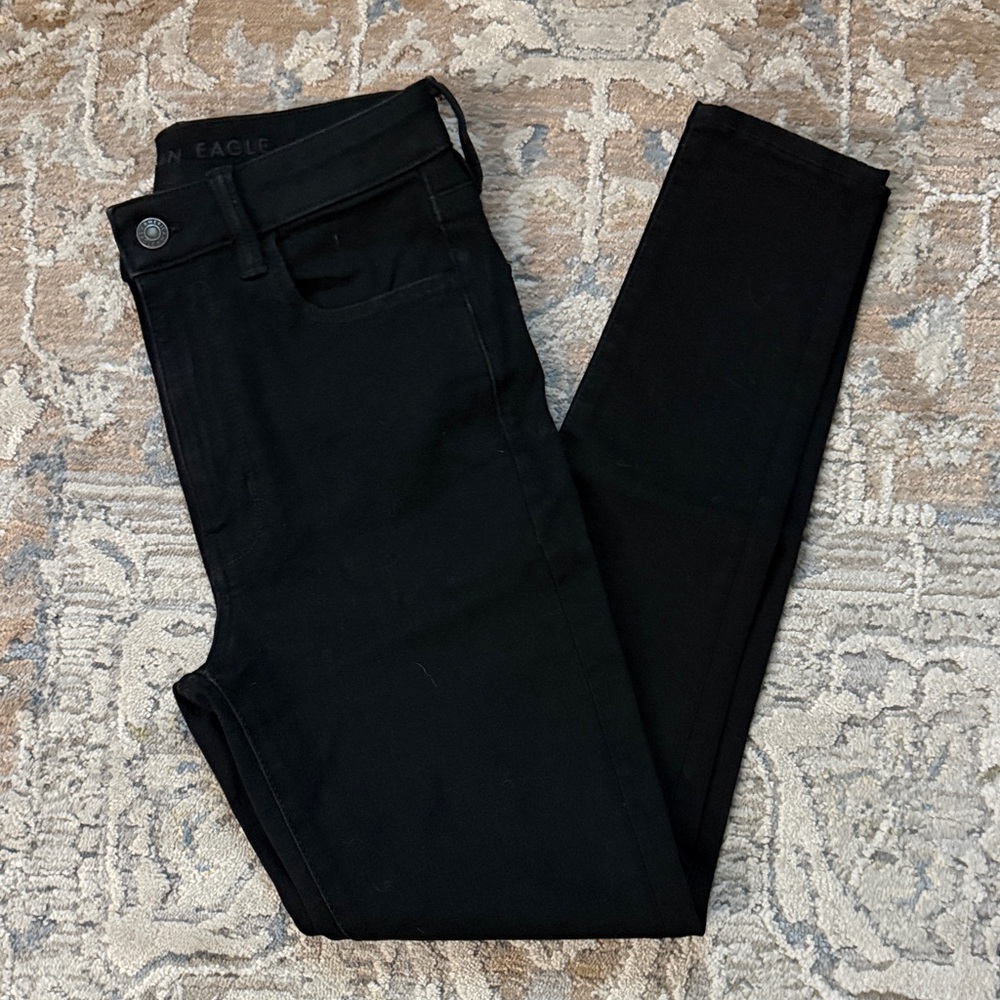 Women’s American Eagle Black Skinny Jeans